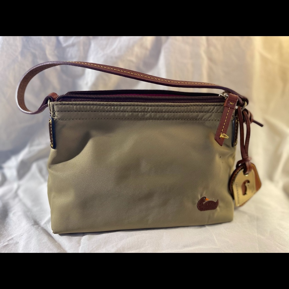 Dooney & Bourke Small purse